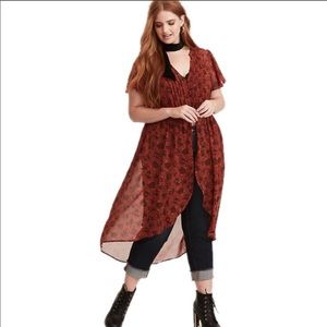 Hi low button up sheer duster